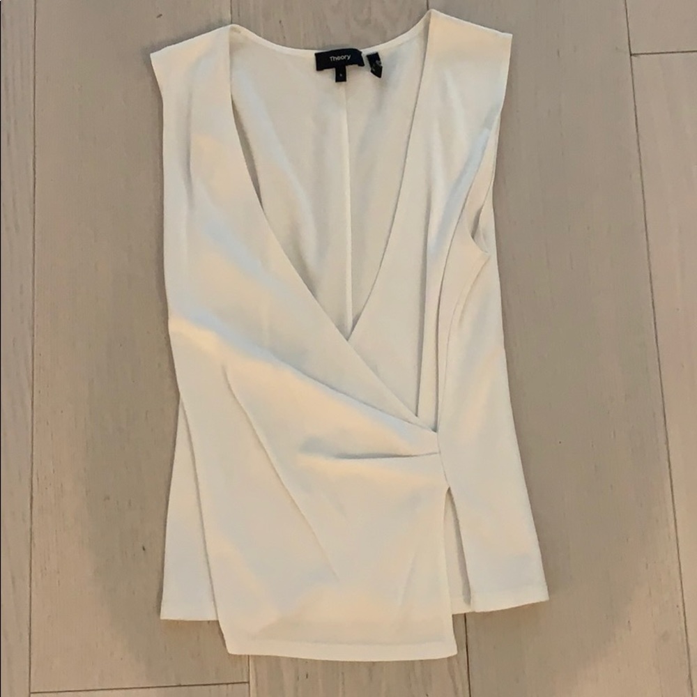 Theory white wrap top - size small